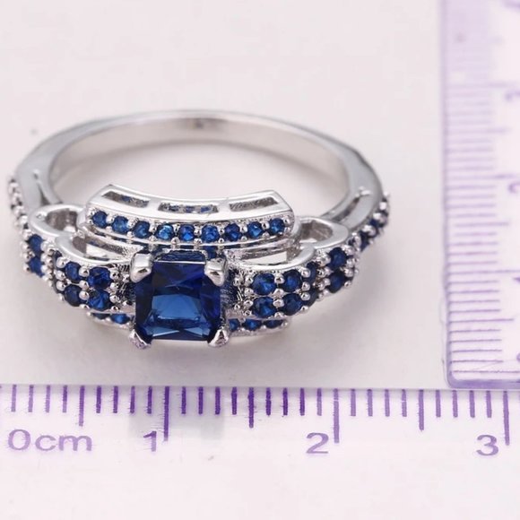 Stunning Princess Cut 1.50ctw Blue Sapphire / Diamond Anniversary Ring - Picture 2 of 8
